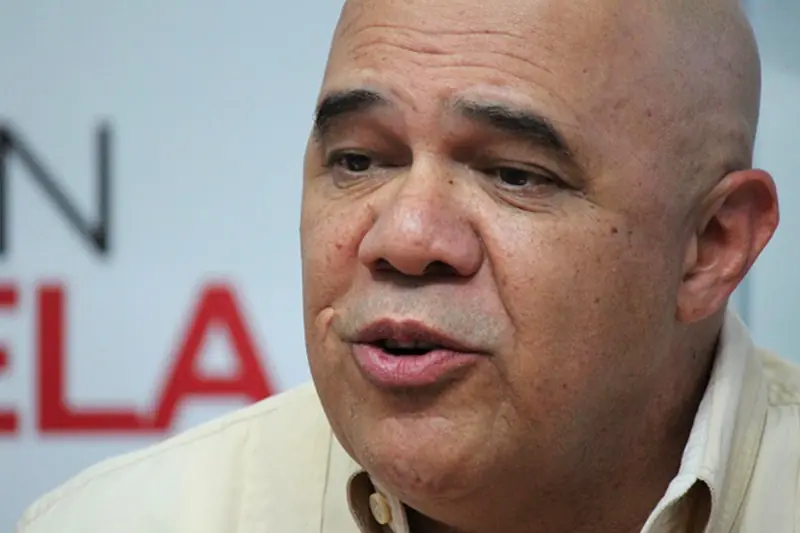 Chúo Torrealba: Quienes regalaron taxis y tablets
