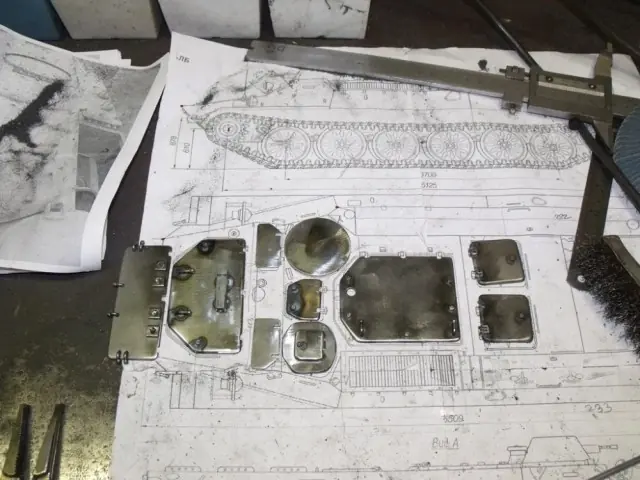 modelaje de de un vmp (tanque) en metal