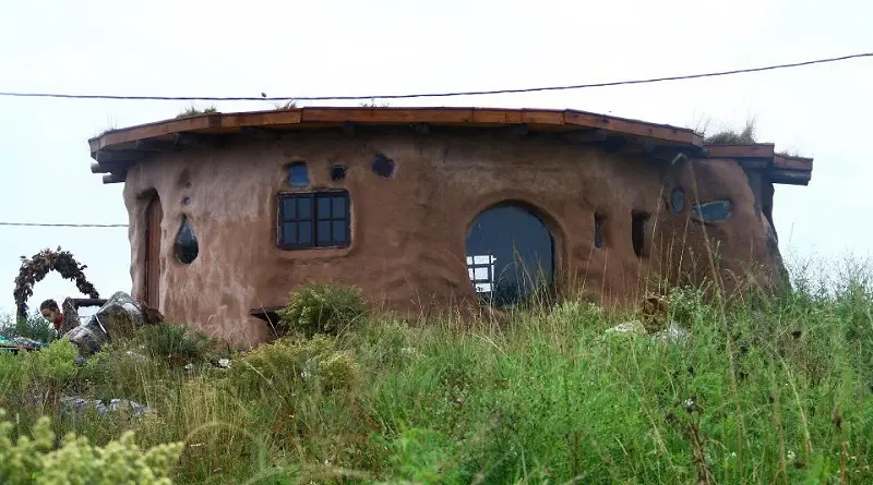 Construcciones naturales modernas: otra deuda lunghista.
