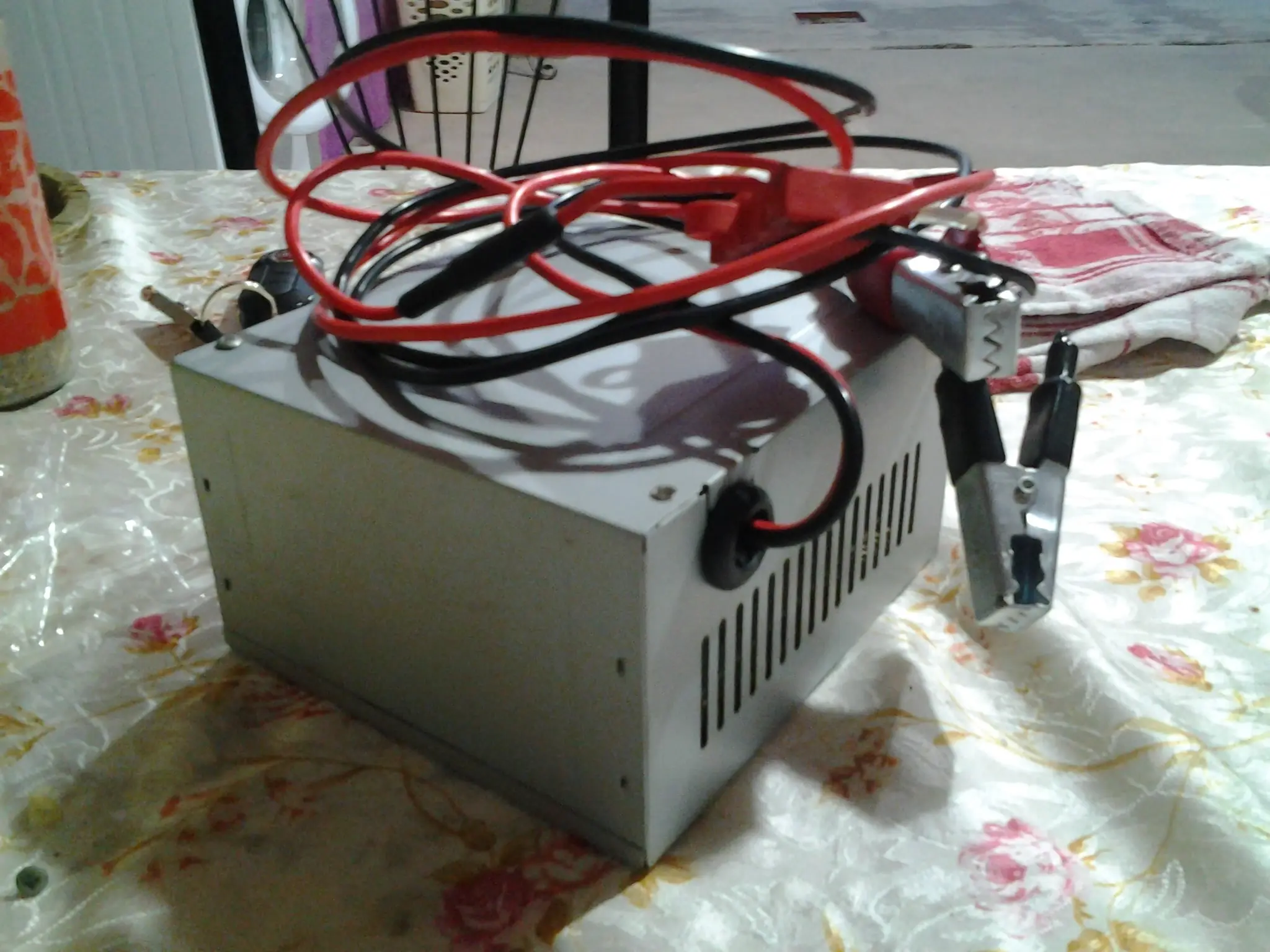 cargador de baterias,12v.