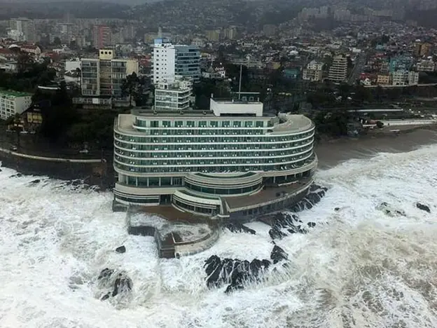así entró el agua al Sheraton de Viña