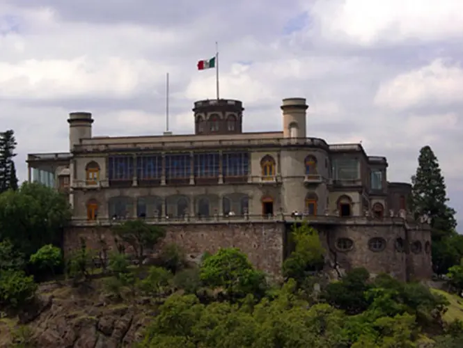 Conoce el Unico Castillo Real en America + Vista Aerea