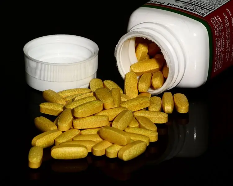Tomás vitaminas? dejalas ya