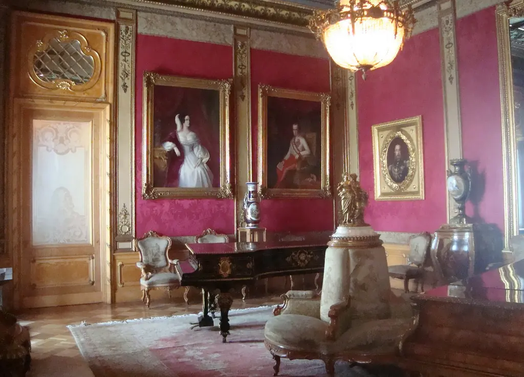 Conoce el Unico Castillo Real en America + Vista Aerea