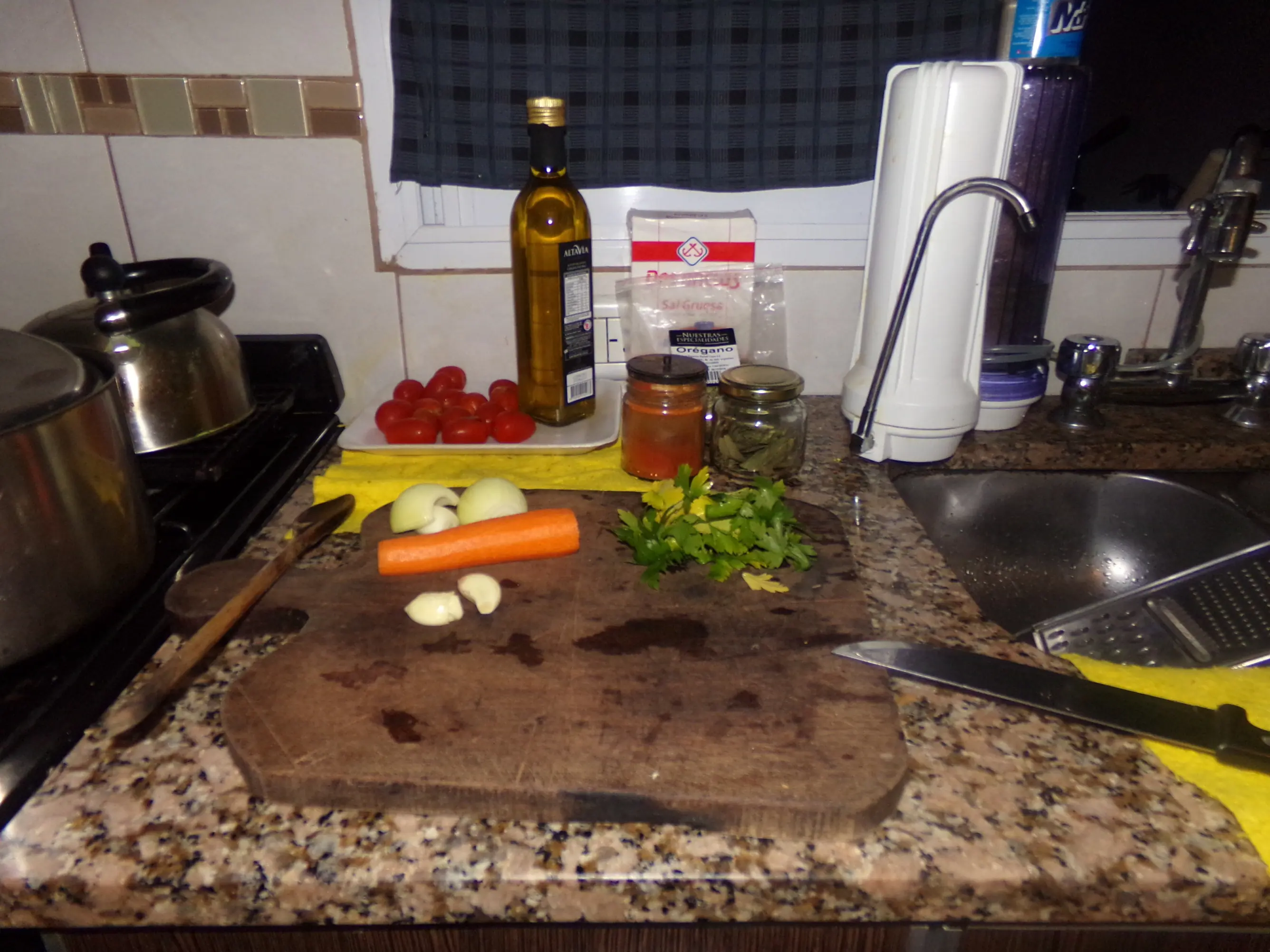Fideos con salsa filleto