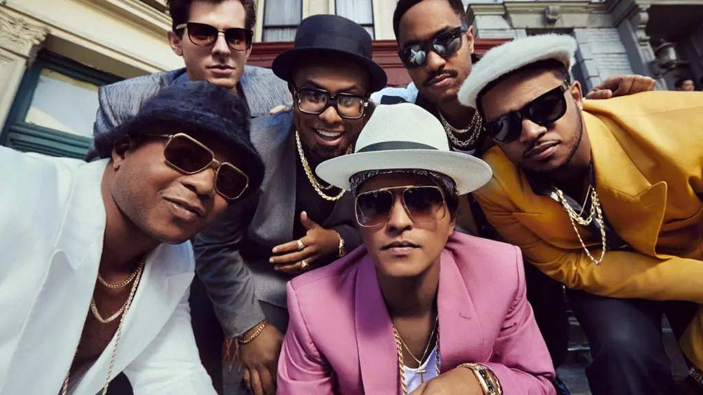 10 canciones que te demostrarán que vivimos en el pasado