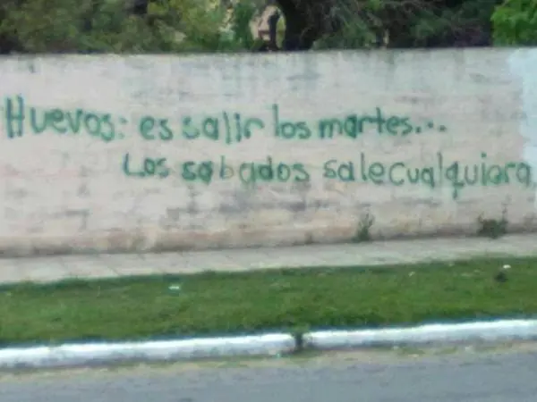 35 De los carteles más honestos que leerás en tu vida