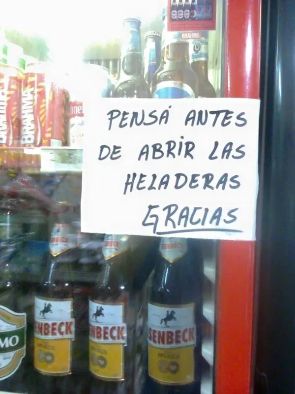 35 De los carteles más honestos que leerás en tu vida