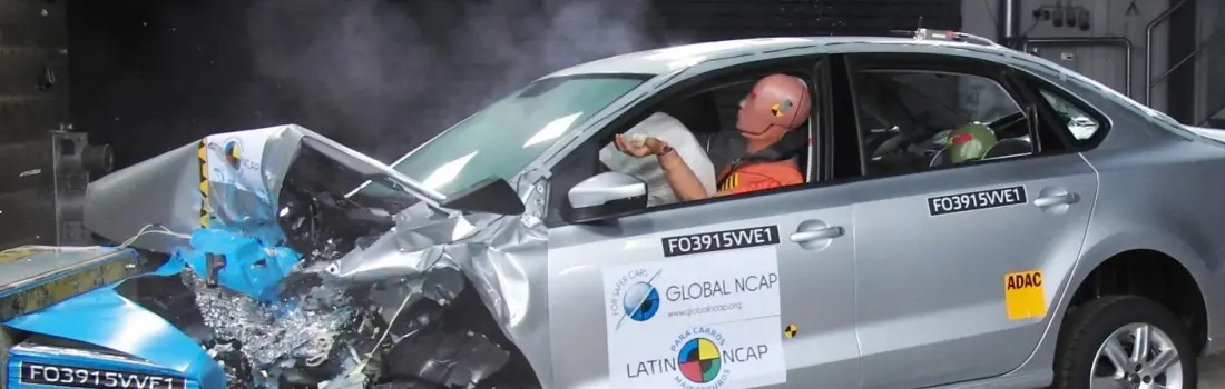Fabricantes bajo presión para vender autos más seguros