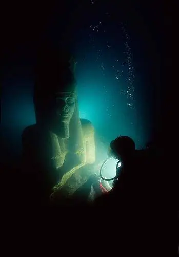 descubierta ciudad hundida en el mediterraneo