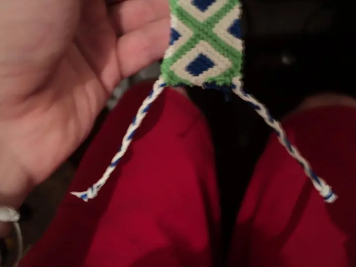 pulsera macramé paso por paso