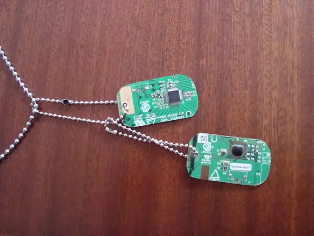 Te enseño a hacer un collar cyberpunk muy facil (propio)