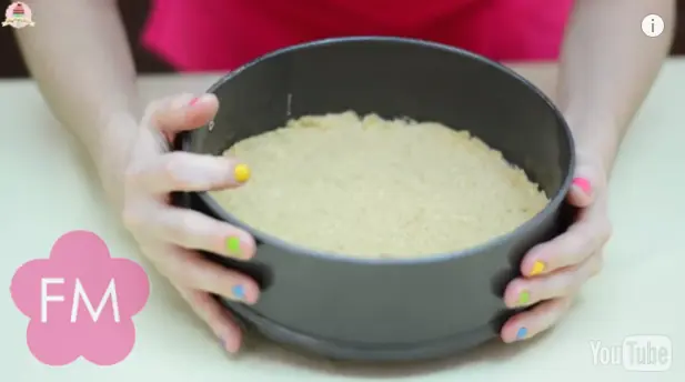¡Delicioso y colorido! Prepara un cheese cake arcoiris