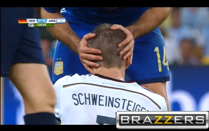 50 imágenes inocentes con el logo de Brazzers