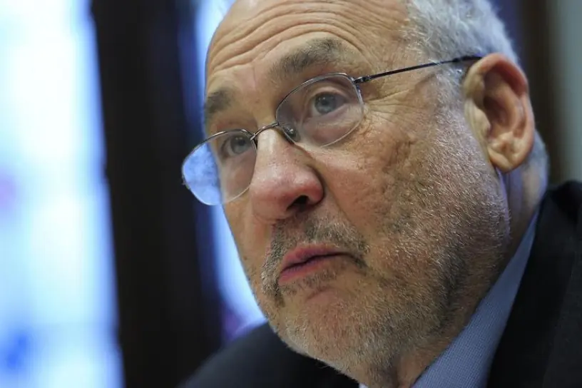 Chile debe poner fin a las AFP dice premio nobel de economia