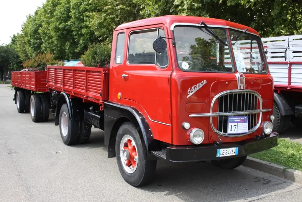 El camión que se levantó de su tumba, la Rusita y chinitas