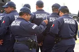 policias