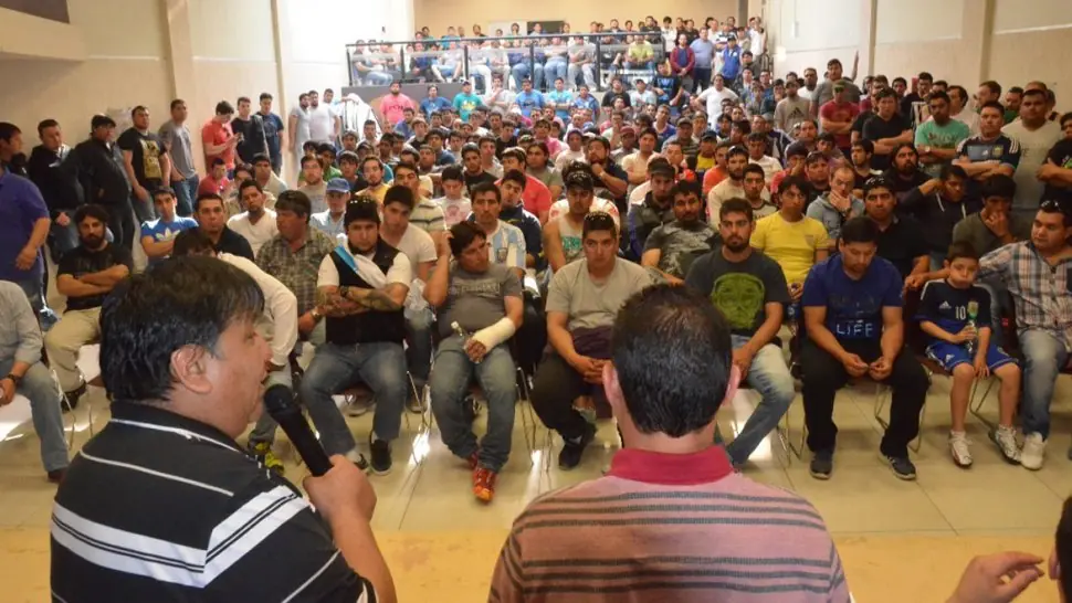 Petroleros temen por sus puestos de trabajo