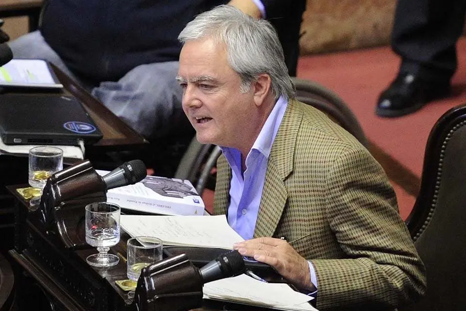 Hagamos top a nuestro nuevo presidente!