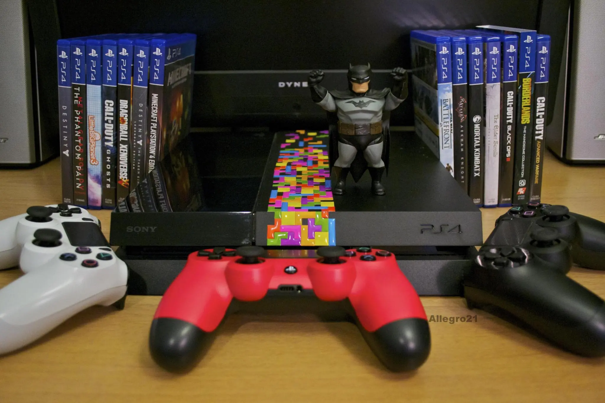 Cómo limpiar tu PS4 (con Batman) Cómo limpiar tu PS4 (con Batman)