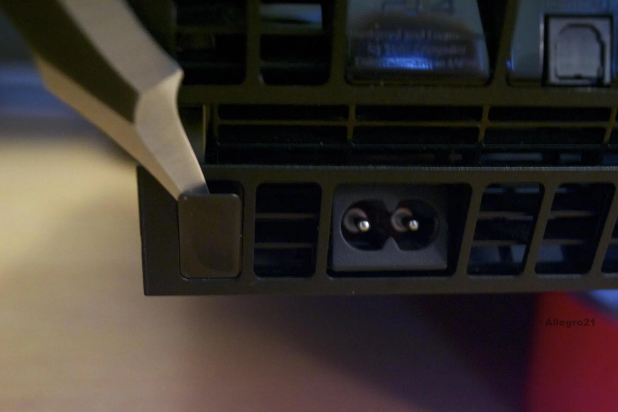 Cómo limpiar tu PS4 (con Batman) Cómo limpiar tu PS4 (con Batman)