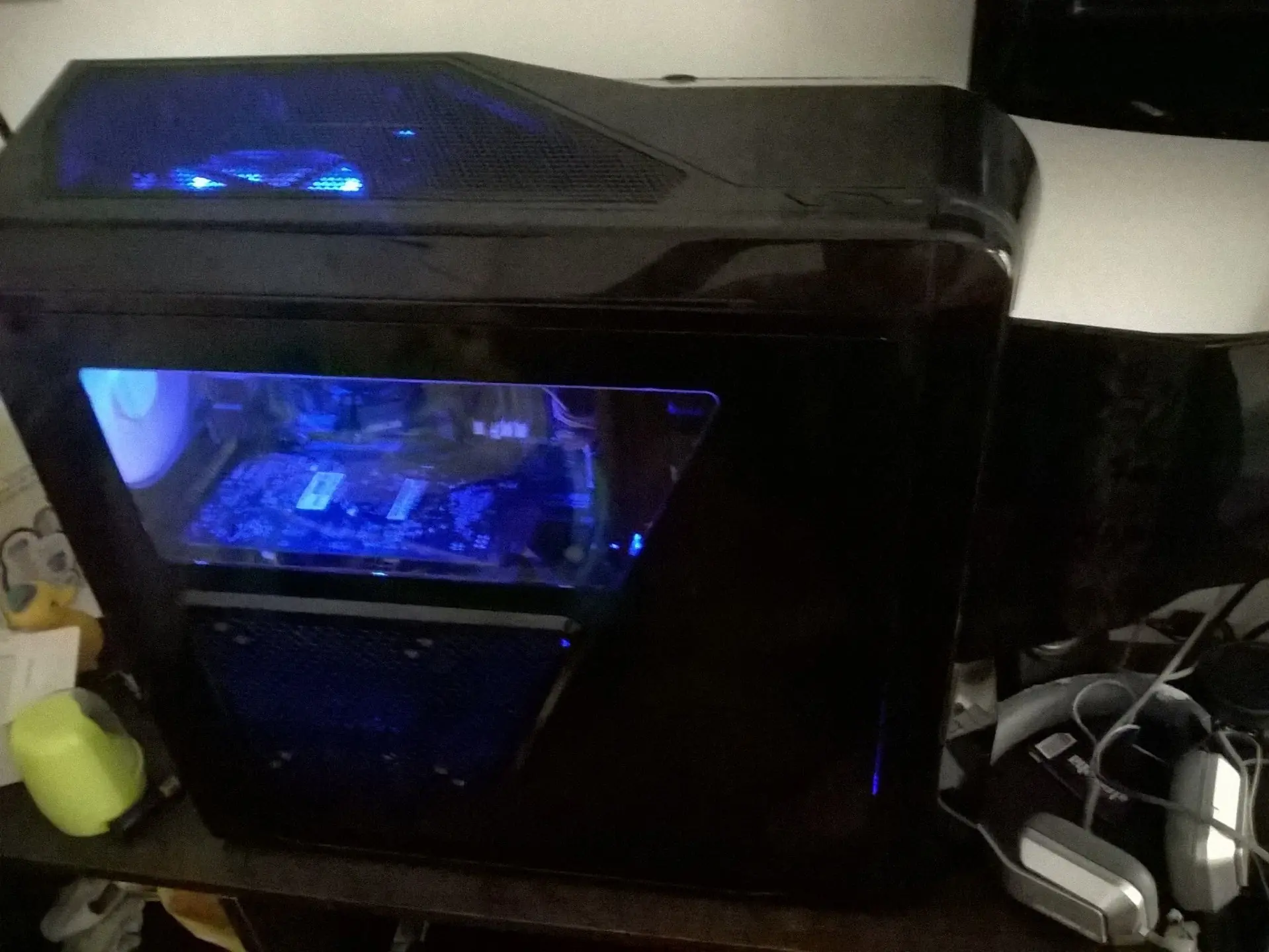 Actualize la master race y se los tromues linces