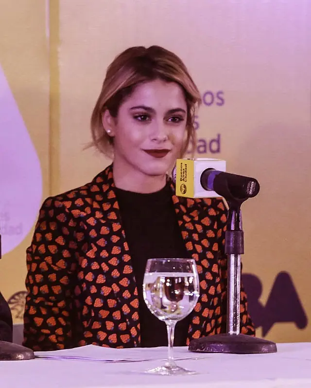 A Violetta la deshojaron como una margarita