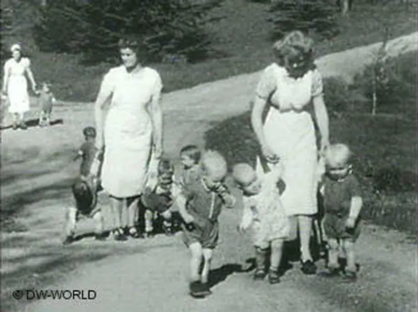 ninos perfectos de hitler