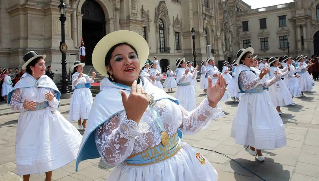 Fotos: Lanzamiento del Carnaval Ayacuchano 2016 en Lima