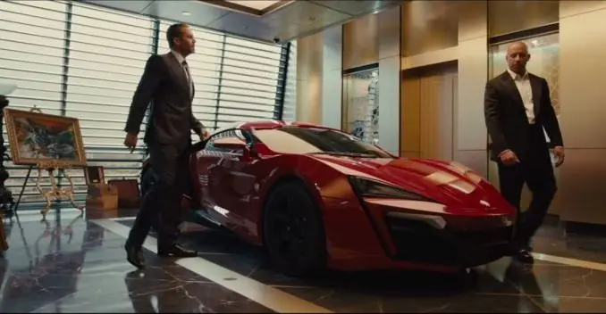 Cuando la película se convierte en un anuncio de coches