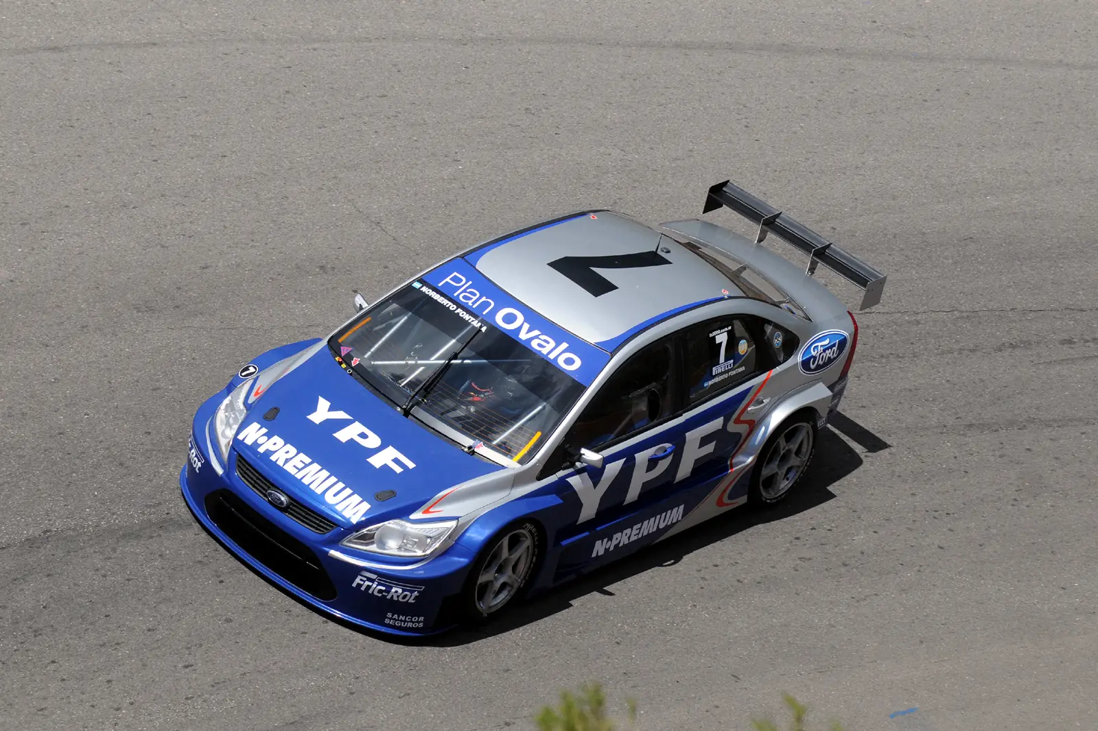 TC2000