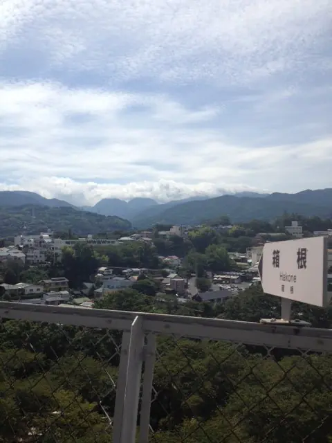 por