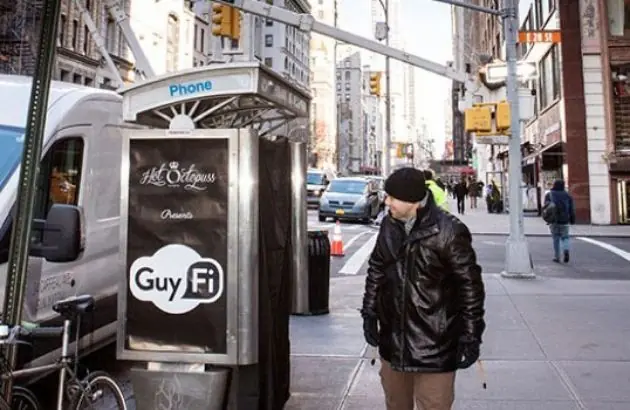 Instalan cabina para fap en new york