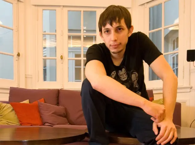 ¿Es Hernan Botbol el rey de Taringa?