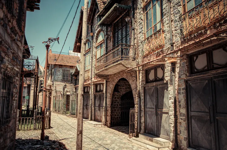 Campanópolis, una Ciudad Medieval en Gonzalez Catán
