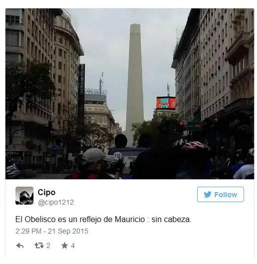 Memes en Tuit tras el 'robo' de la punta del Obelisco