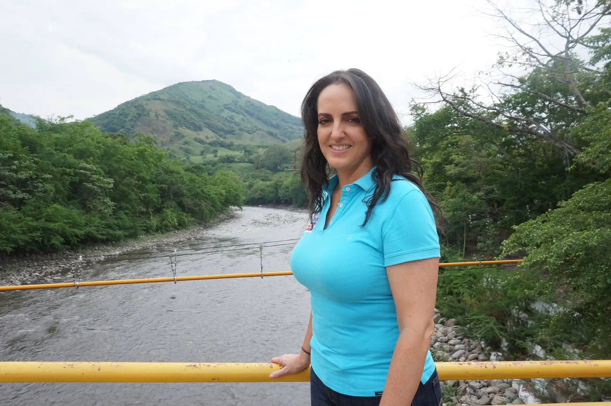 Lincesa colombiana, MILF del año, papá. Pasá maquinola Lincesa colombiana, MILF del año, papá. Pasá maquinola