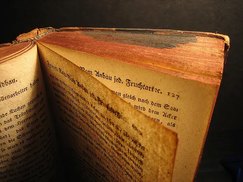 ¿Al pedo?, 7 Libros Para Invocar al Demonio [PASA]