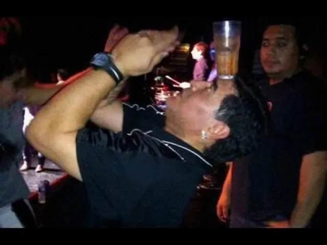 Top 13: Los jugadores de futbol mas fiesteros.