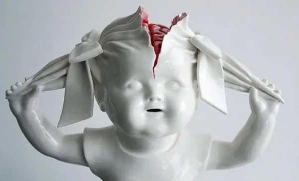 Las macabras figuras de porcelana de Maria Rubinke