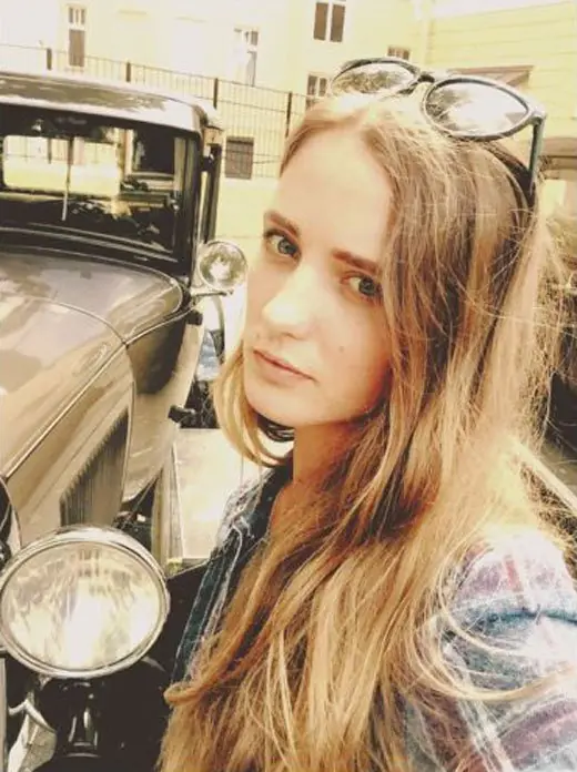 Actor ruso de 84 años se casa con alumna de 24