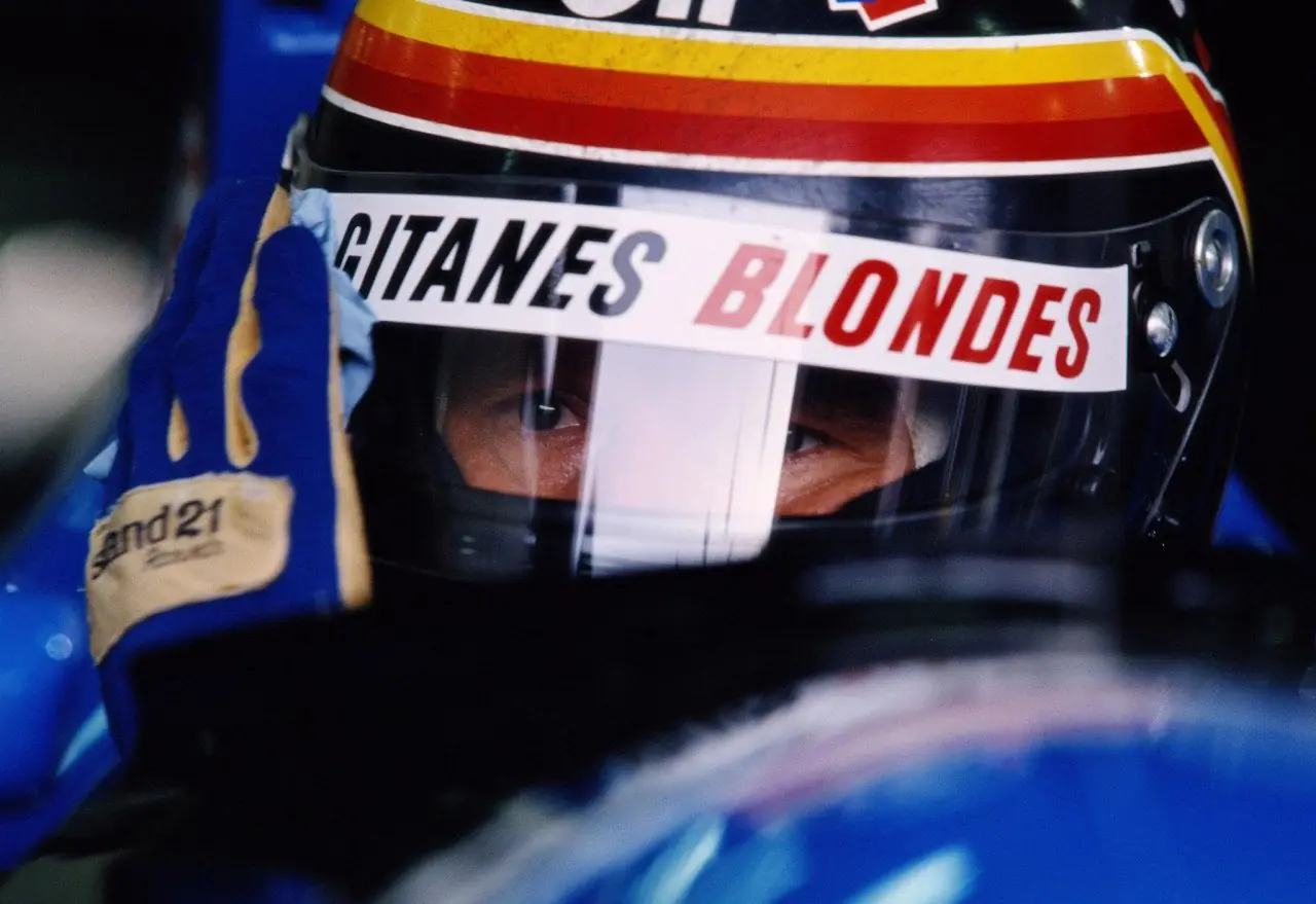 Cascos históricos: Thierry Boutsen Cascos históricos: Thierry Boutsen
