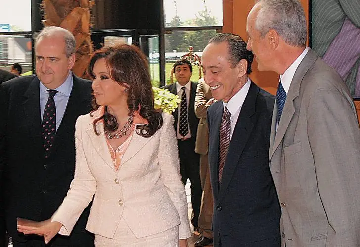los k, clarin,massa, macri lo que no sabes y lo que tenes qu