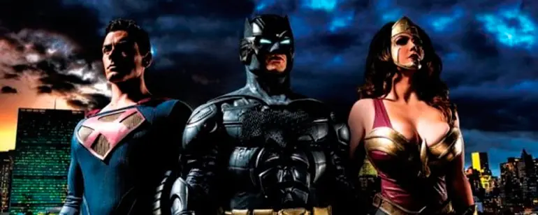 tráiler de la parodia porno de Batman vs Superman. (flapto)