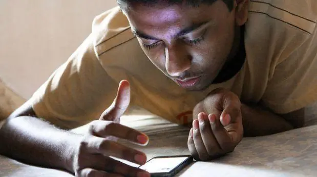 Uso excesivo de redes sociales provoca trastornos del sueño