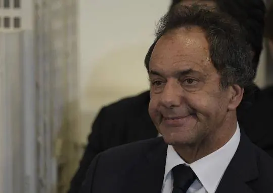 Scioli no tiene huevos