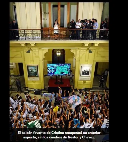 Descolgaron los cuadros de Kirchner y Chávez de Casa Rosada