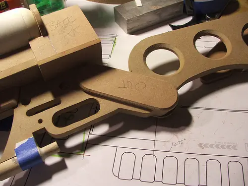 Crea tu Propio Rifle Laser AER9 [La del Fallout 3]