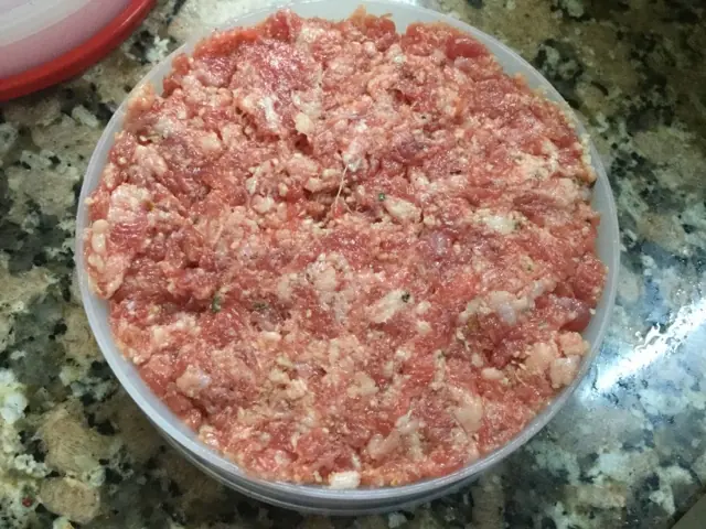 Hamburguesas Caseras con Ensalada [Foto-Receta]