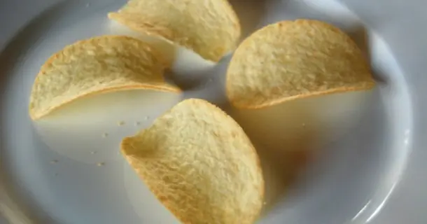 Cagaste fuego. Las Pringles dan cancer.